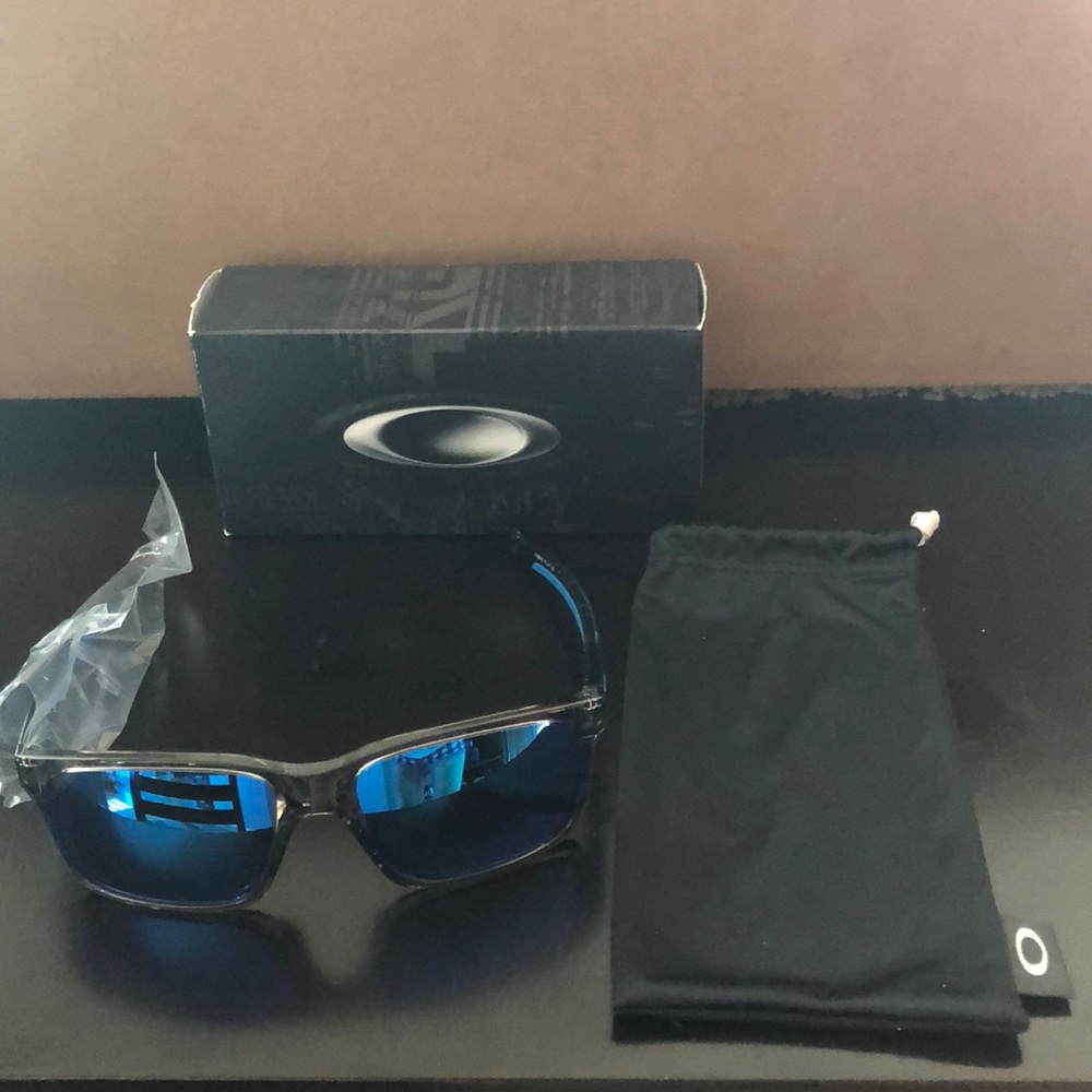 Oakley MainLink Sunglasses